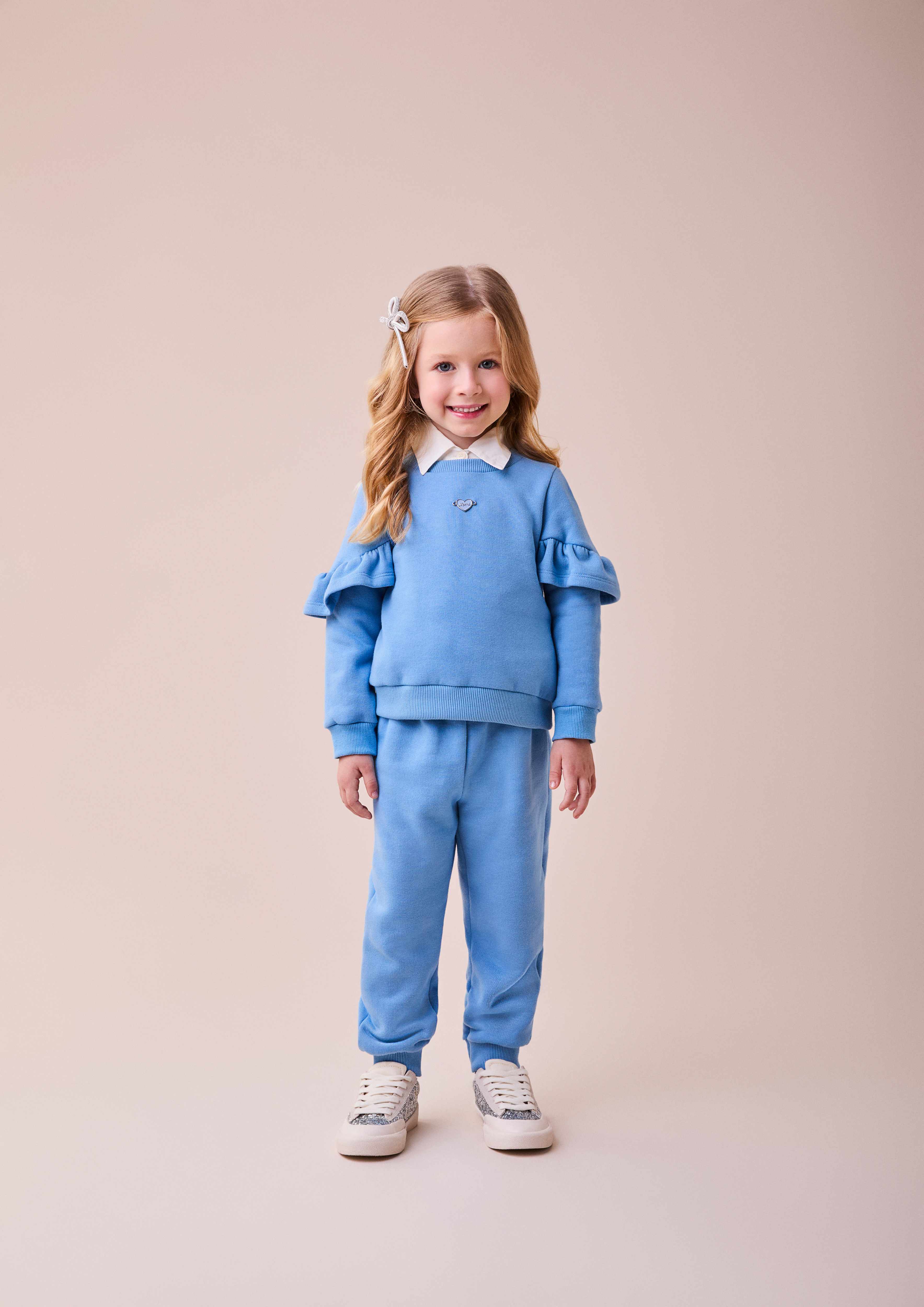 CONJUNTO DE MOLETOM AZUL COM BABADOS