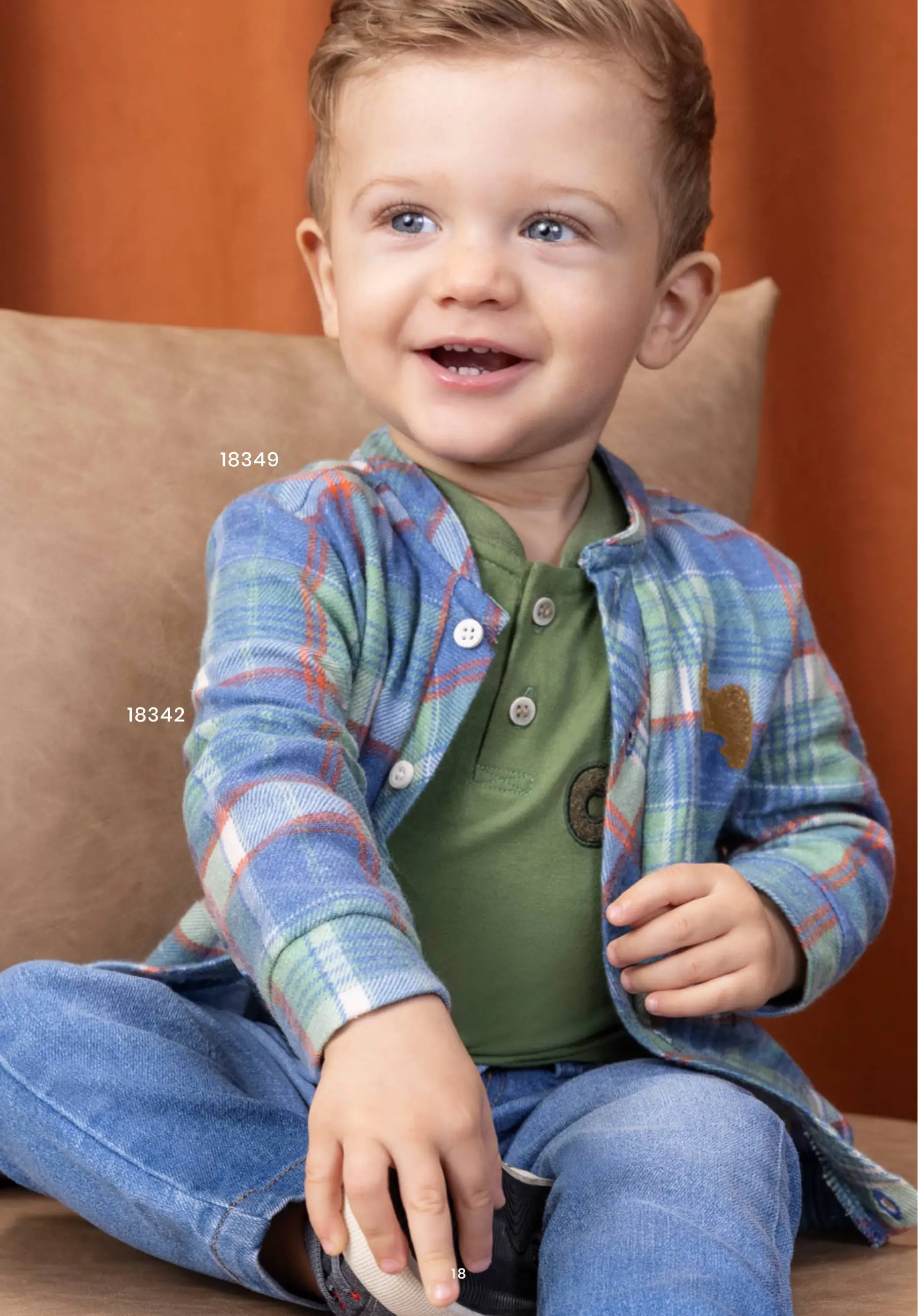 Conjunto Bebê Camisa Xadrez, Camiseta Verde, Jeans