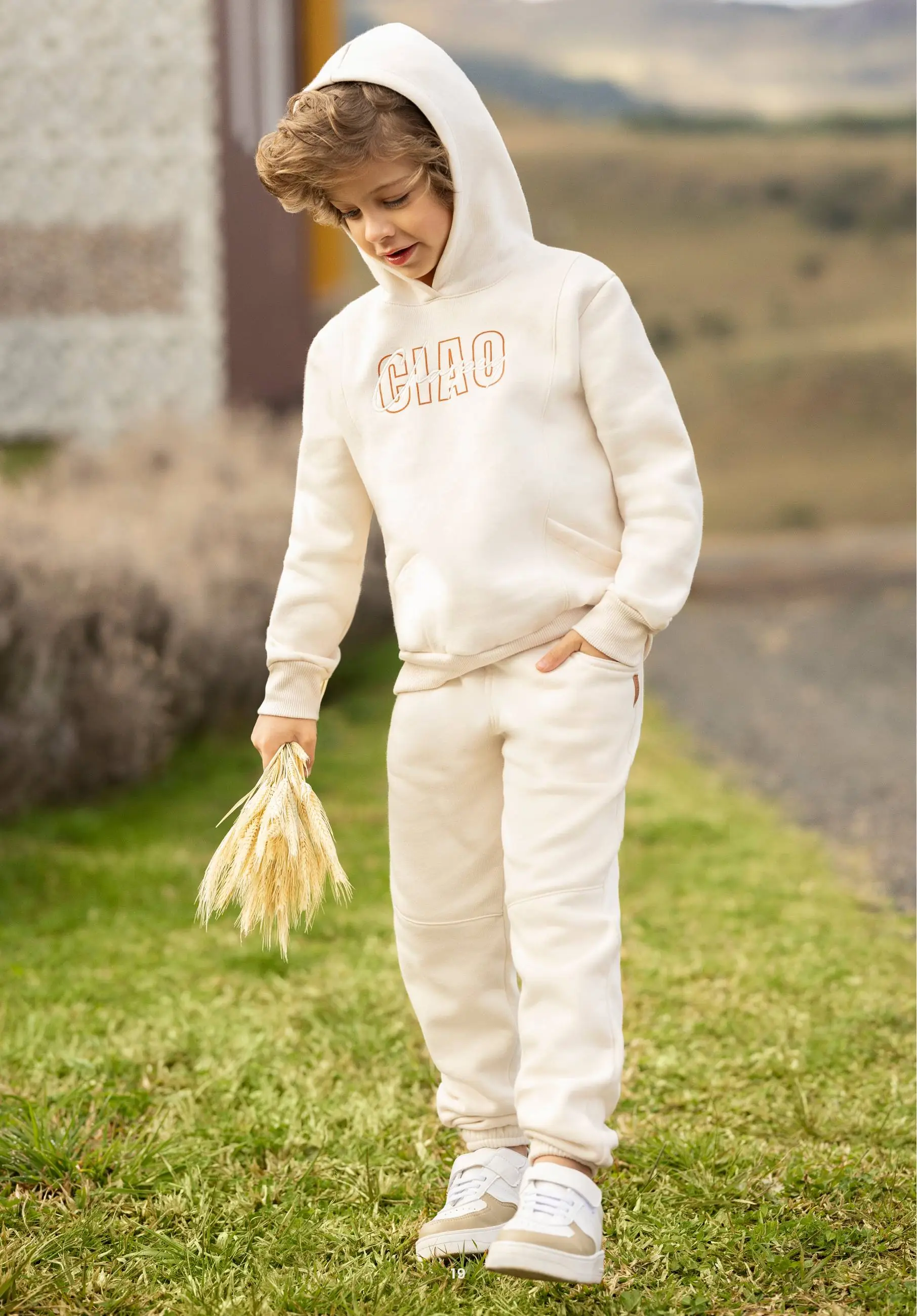 Conjunto Infantil Moletom Branco com Capuz e Calça